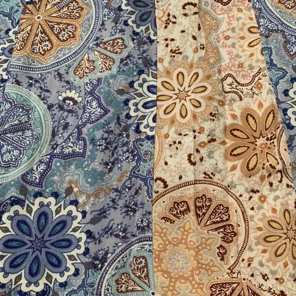 ILLA ILLA Wide Bell Legg Pants. - Picture 6 of 10